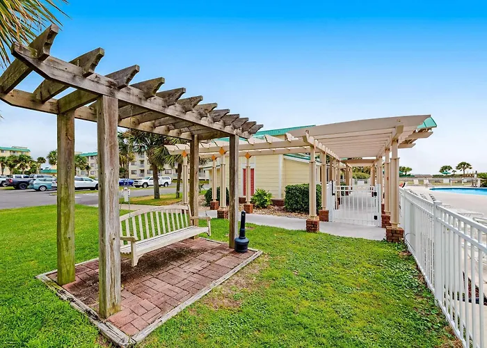Holiday home Beachfront With Private Balcony Pools Tennis Gyms & Saunas