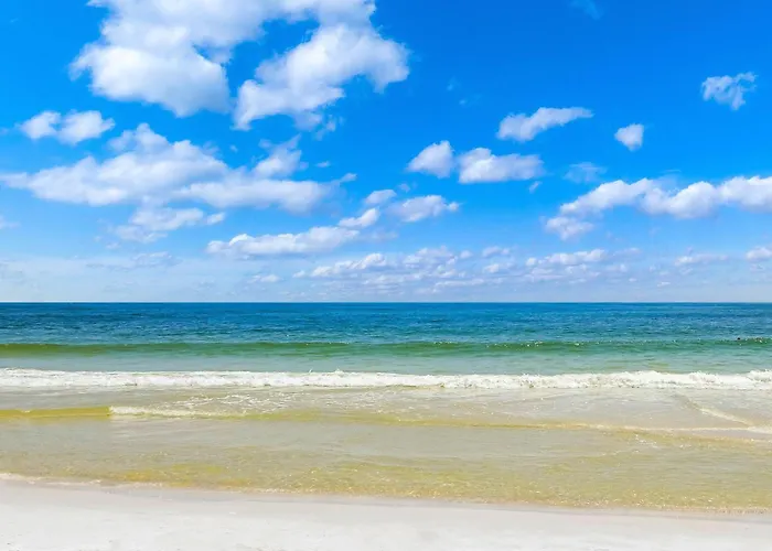 Holiday home Beachfront With Private Balcony Pools Tennis Gyms & Saunas *